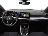 Usado Seat Arona FR 116 CV (85 kW) 2025 Negro SUV