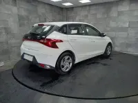 Usado Hyundai i20 101 CV (74 kW) 2021 Blanco Utilitario