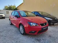 Usado Seat Ibiza Ecomotive 75 CV (55 kW) 2014 Rojo Berlina