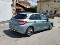 Usado Citroën C4 92 CV (67 kW) 2011 Verde Berlina