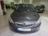 Usado Opel Astra Selective 116 CV (85 kW) 2012 Gris / plata Berlina