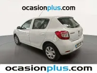 Usado Dacia Sandero Lauréate 75 CV (55 kW) 2013 Blanco Utilitario