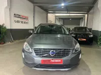 Usado Volvo XC60 Momentum 150 CV (110 kW) 2016 Gris / plata SUV