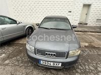 Usado Audi A4 150 CV (110 kW) 2002 Gris / plata Familiar