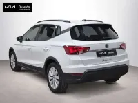Usado Seat Arona Reference 95 CV (69 kW) 2023 Blanco SUV