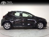 Usado Toyota Yaris Hybrid Business Edition 116 CV (85 kW) 2021 Negro Berlina
