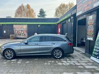 Usado Mercedes C220 170 CV (125 kW) 2017 Gris / plata Familiar