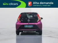 Usado Toyota Aygo X-cite 72 CV (52 kW) 2019 Blanco Utilitario