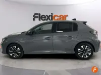 Usado Peugeot 208 Allure 101 CV (74 kW) 2025 Gris Utilitario