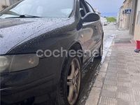 Usado Seat Leon 110 CV (80 kW) 2004 Negro Utilitario