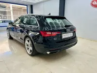 Usado Audi A4 Advanced Plus 163 HP (119 kW) 2022 Preto Carrinha