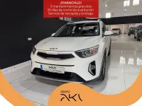 Usado Kia Stonic 100 CV (73 kW) 2025 Blanco SUV