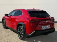 Usado Lexus UX 184 CV (135 kW) 2021 Rojo SUV