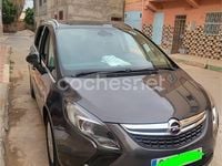 Usado Opel Zafira Tourer Excellence 130 CV (95 kW) 2014 Gris / plata Monovolumen