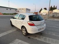 Usado Opel Astra Enjoy 100 HP (73 kW) 2006 Branco Sedan