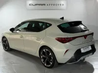 Usado Cupra Leon 204 CV (150 kW) 2025 Gris / plata Berlina