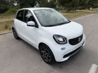 Usado Smart ForFour Electric Drive Passion 60 kW (82 CV) 2018 Blanco Utilitario