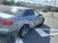Usado Audi A4 136 CV (100 kW) 2011 Gris / plata Berlina