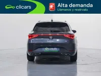 Käytetty Seat Leon ST FR 131 HP (96 kW) 2023 Sininen Farmari
