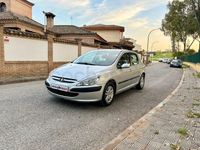 Usado Peugeot 307 110 CV (80 kW) 2004 Gris / plata Berlina