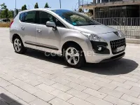 Usado Peugeot 3008 Premium 120 CV (88 kW) 2011 Blanco Familiar