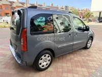 Usado Peugeot Partner Tepee Outdoor 92 CV (67 kW) 2012 Azul Monovolumen