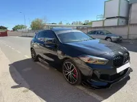 Usado BMW M135 M Sport 306 CV (225 kW) 2022 Negro Utilitario