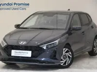 Usado Hyundai i20 100 CV (73 kW) 2025 Gris/plata Utilitario