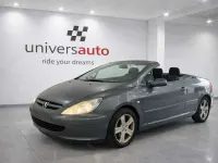 Usado Peugeot 307 CC 143 CV (105 kW) 2005 Gris Descapotable