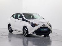 Usado Toyota Aygo X-play 72 CV (52 kW) 2019 Blanco Utilitario