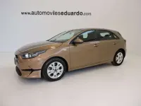 Usado Kia Ceed 101 CV (74 kW) 2022 Marrón Utilitario