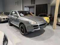 Käytetty Porsche Cayenne 340 HP (250 kW) 2006 Harmaa Katumaasturi