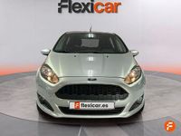 Usado Ford Fiesta Trend 82 CV (60 kW) 2017 Gris Utilitario