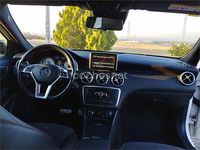 Usado Mercedes A250 AMG line 211 CV (155 kW) 2015 Blanco Berlina