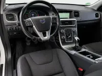 Usado Volvo V60 Momentum 150 CV (110 kW) 2015 Blanco Familiar