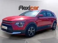 Usado Kia Niro 141 CV (103 kW) 2024 Rojo SUV