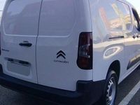 Usado Citroën Berlingo 102 CV (75 kW) 2019 Ewp  pintura blanco banquise Monovolumen