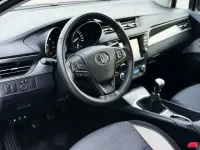 Käytetty Toyota Avensis Advance 147 HP (108 kW) 2017 Harmaa Sedan
