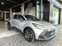 Usado Toyota C-HR Active 140 CV (102 kW) 2024 Gris SUV