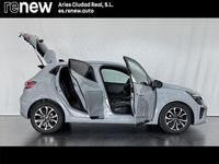 Begagnad Renault Clio V Techno 90 HK (66 kW) 2024 Grå Sedan