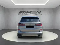 Usado BMW X5 M Sport 530 CV (389 kW) 2024 Gris / plata SUV