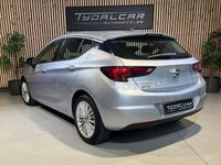 Usado Opel Astra Business 110 CV (80 kW) 2016 Gris / plata Berlina