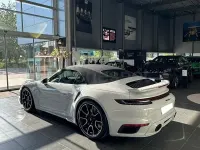 Usado Porsche 911 Turbo S Cabriolet 711 CV (522 kW) 2025 Gris / plata Descapotable