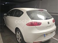 Używany Seat Leon Reference 105 KM (77 kW) 2010 Biały Hatchback