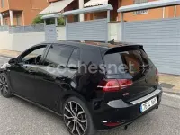 Usado VW Golf VII GTI 230 CV (169 kW) 2016 Negro Berlina