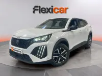 Usado Peugeot 2008 Active 102 CV (75 kW) 2023 Blanco SUV