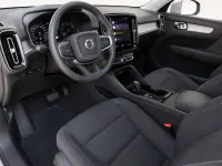 Usado Volvo XC40 Momentum 129 CV (94 kW) 2021 Blanco SUV