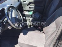 Usado Ford Fiesta Trend 68 CV (50 kW) 2004 Azul Utilitario