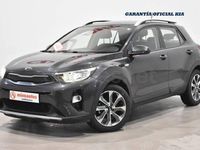 Usado Kia Stonic Active 101 CV (74 kW) 2019 Gris / plata SUV