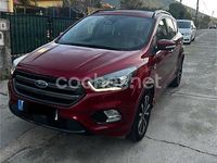 Usado Ford Kuga ST-Line 150 CV (110 kW) 2019 Granate SUV